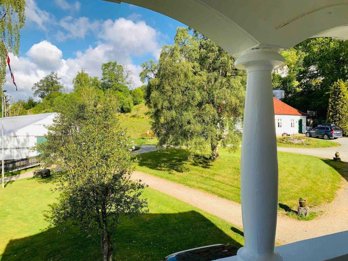 Moldegaard Farmhouse - Apartment B Moldegard Екстериор снимка